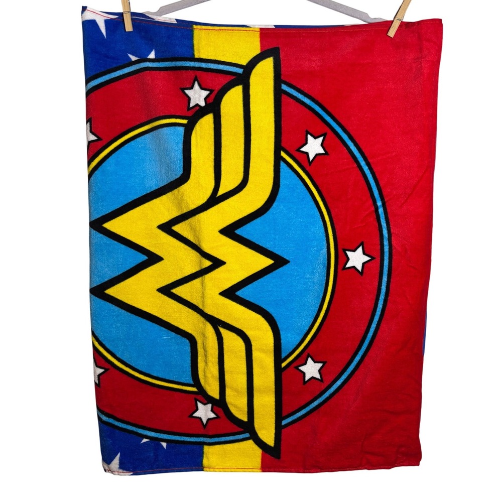 NWT Wonder Woman Flight Cotton Beach Towel 28"x58"